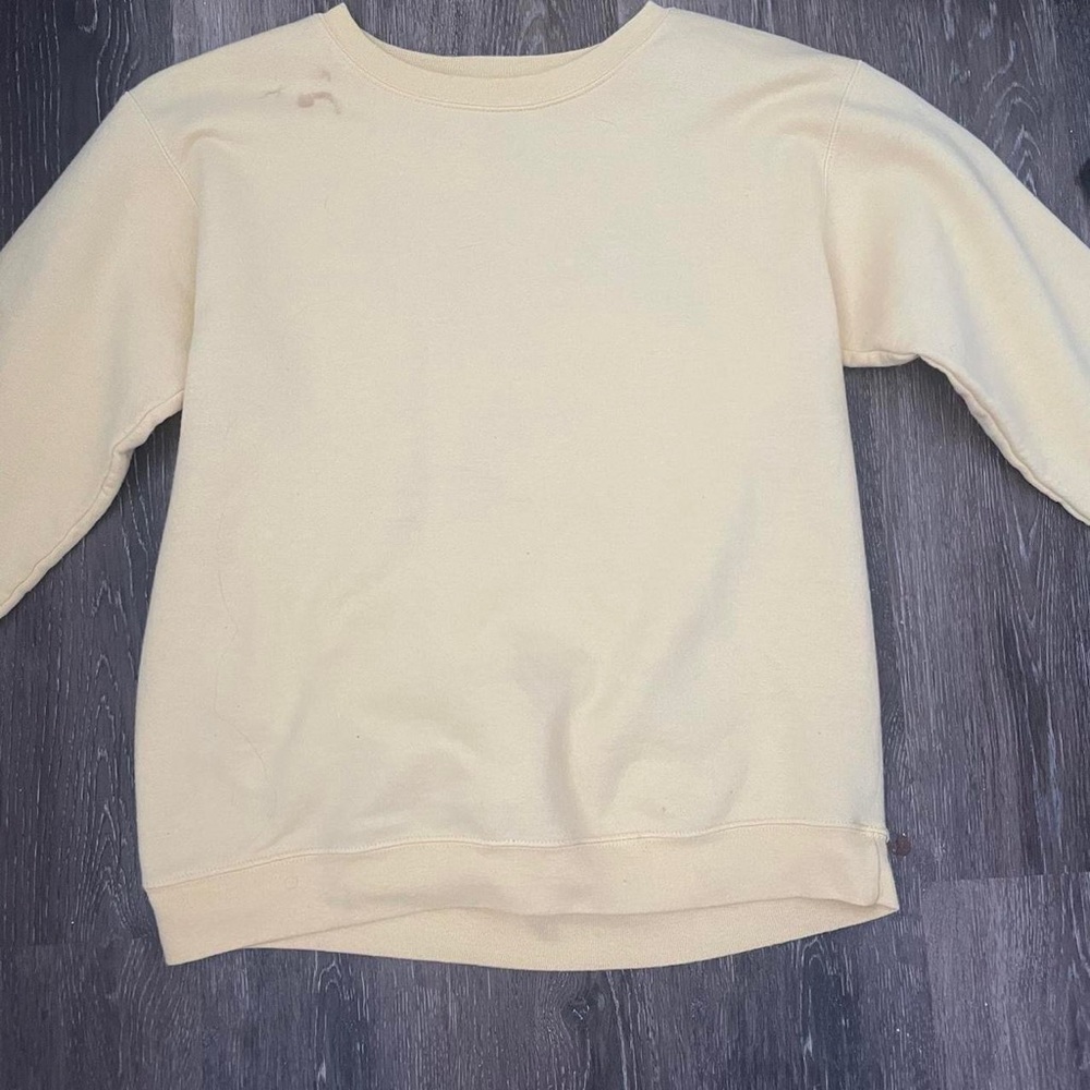 Yellow comfy crew neck